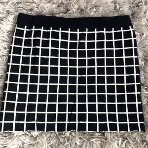 2-sided reversible grid mini skirt